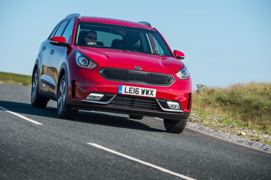  Kia Niro 2016 года  (UK) (фото 23 из 31)